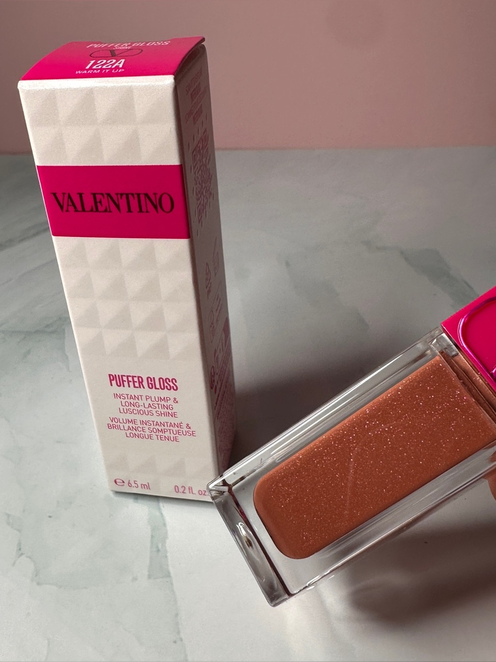 Valentino Puffer Gloss – Shimmery Peach-Bronze